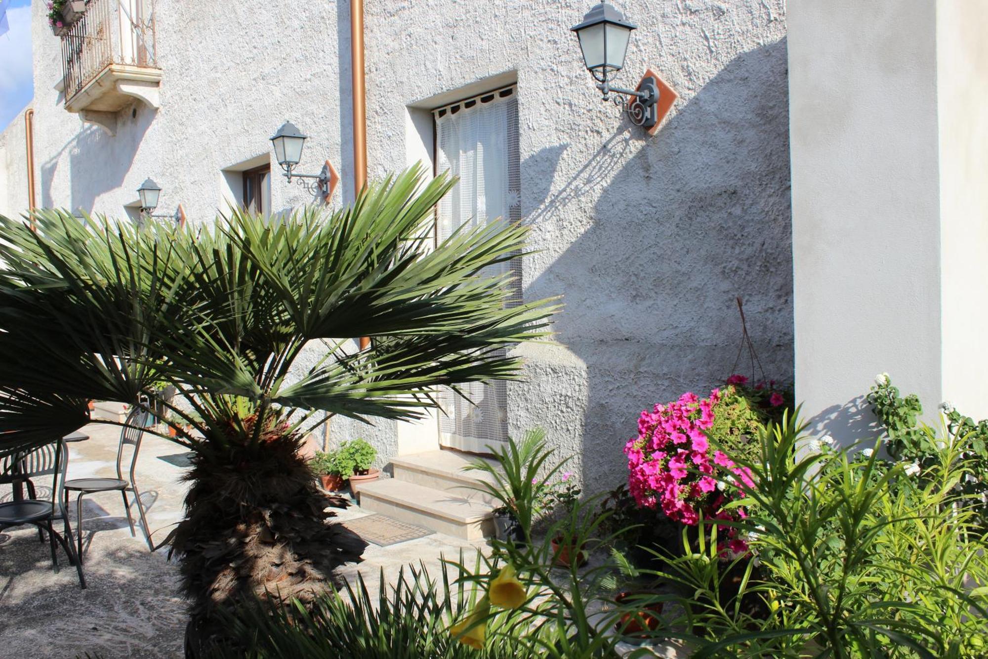 Baglio Bellavista Bed & Breakfast Torre Nubia Oda fotoğraf
