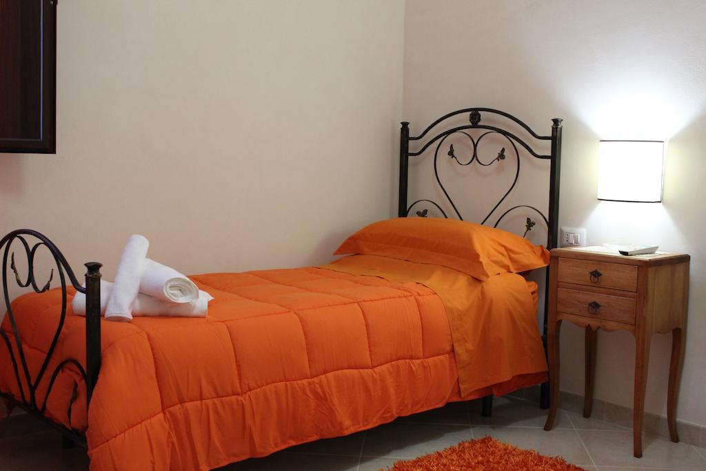 Baglio Bellavista Bed & Breakfast Torre Nubia Oda fotoğraf